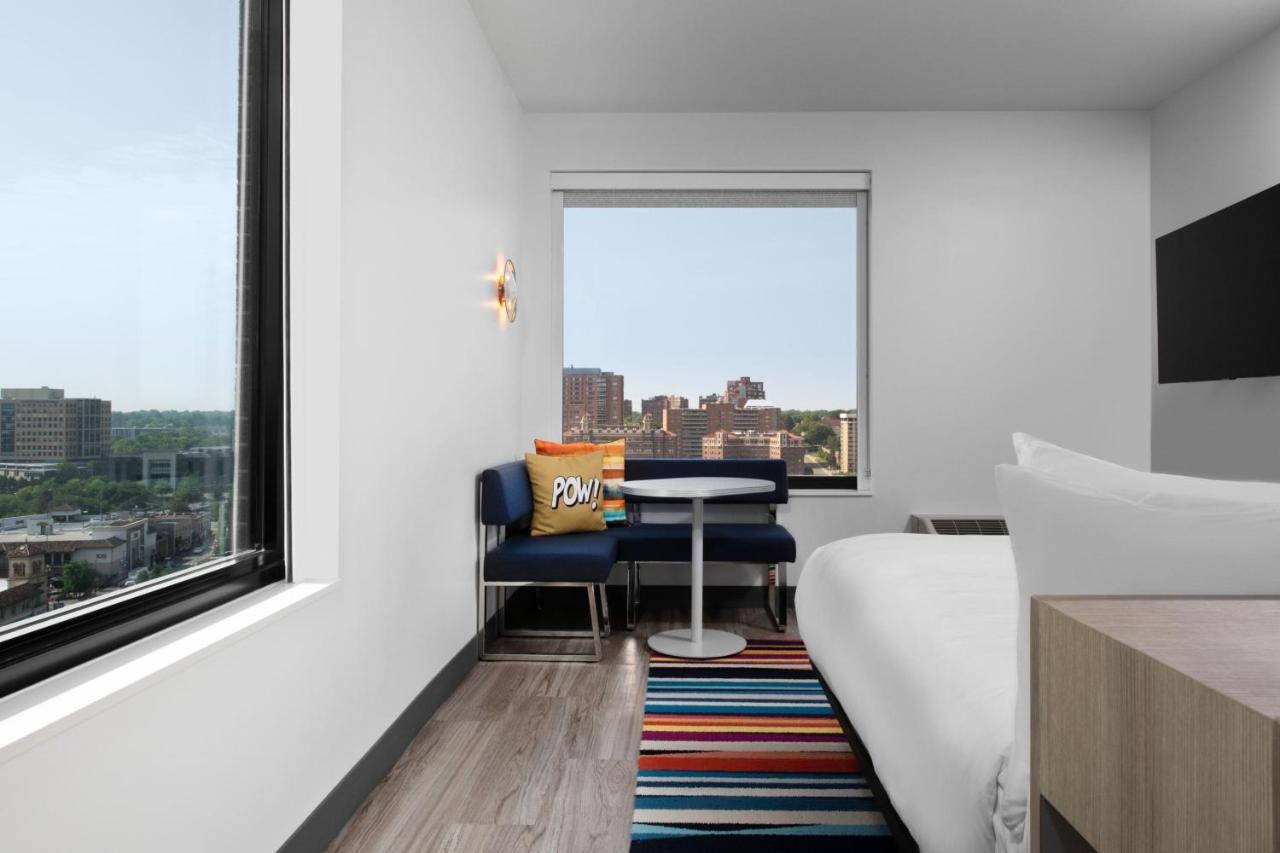 Aloft Kansas City Country Club Plaza Exterior foto